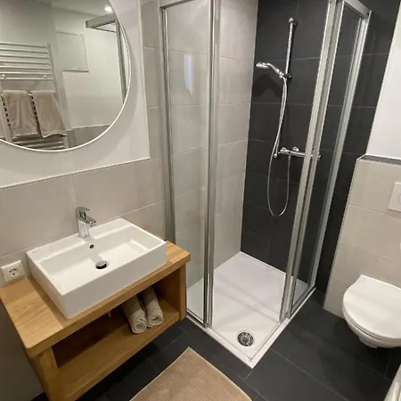 Ribisel Fuer Familien - Alpentherme Inklusive! Appartement